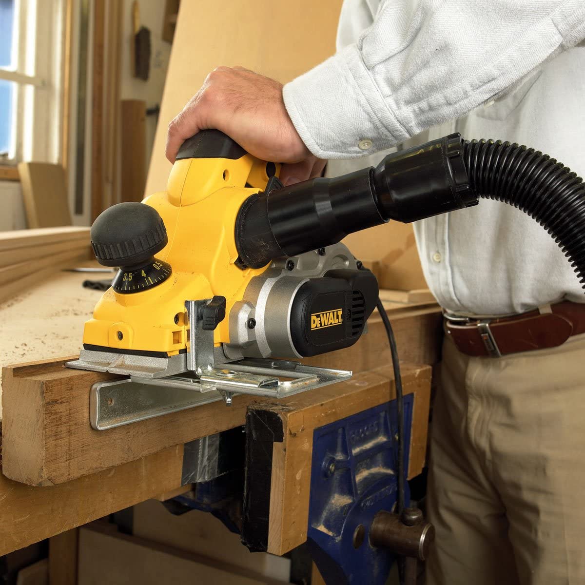Dewalt blanja D26500 82mm 1050W