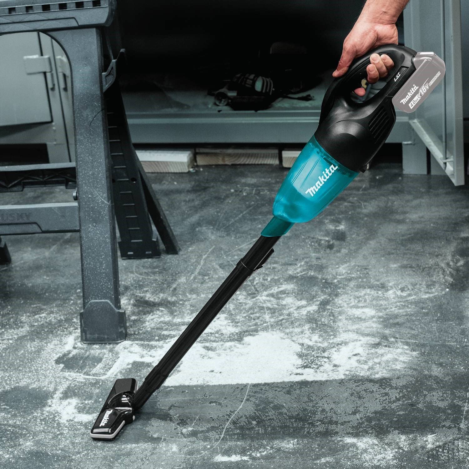 Makita akumulatorski usisavač DCL180ZB - Slika 2