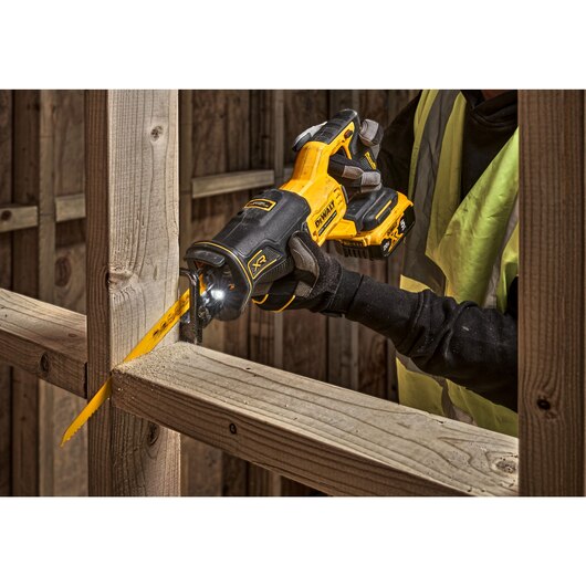 Dewalt aku sabljasta pila DCS382N 18V - Slika 4