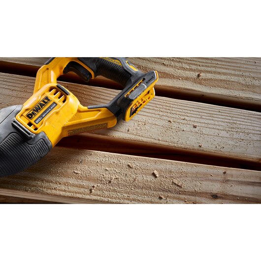 Dewalt aku sabljasta pila DCS382N 18V - Slika 7