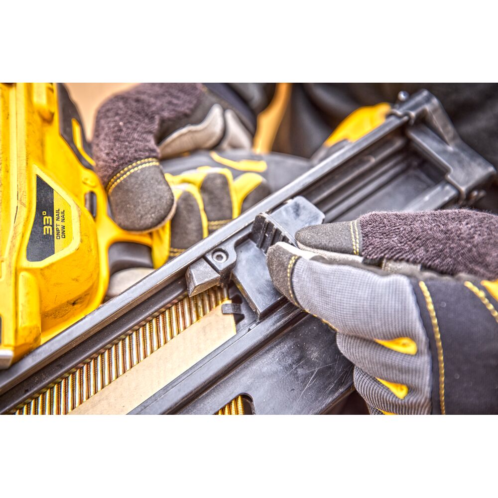 DeWalt aku pištolj za čavle – čavlerica DCN930P2 2x5,0Ah 90mm 33° - Slika 8