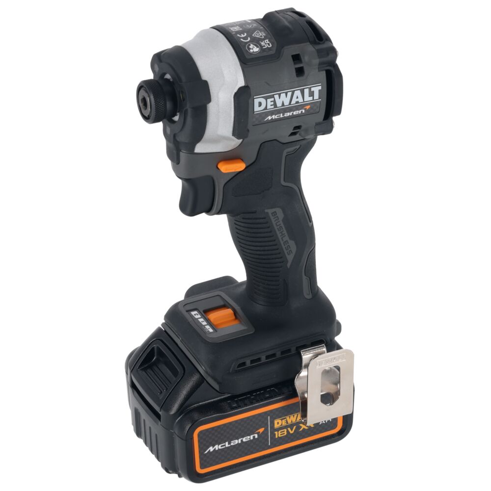 DeWalt aku set udarna bušilica i odvijač DCK200MM2T McLaren 2x4,0Ah - Slika 12