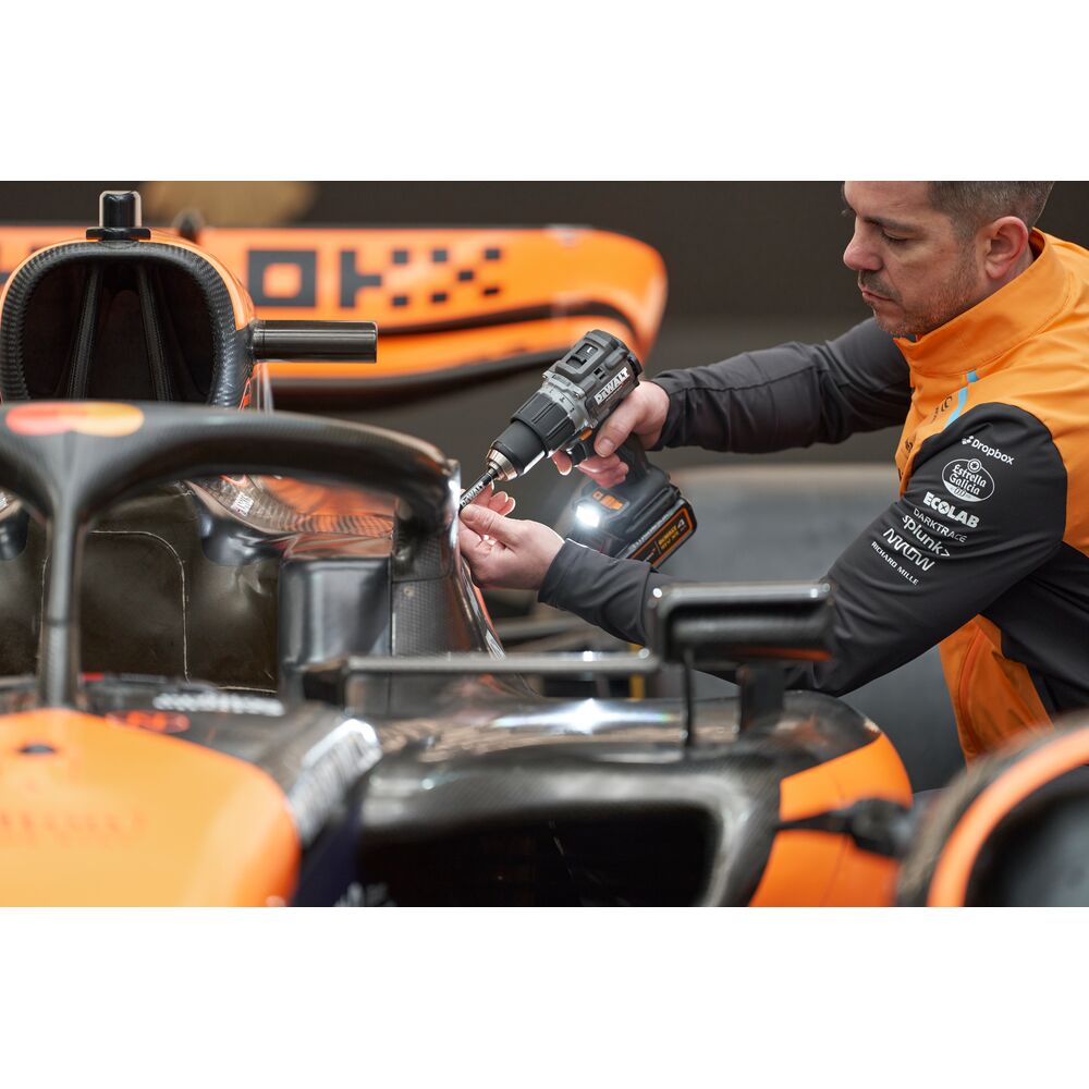 DeWalt aku udarna bušilica DCD85MM2T McLaren 90Nm 2x4,0Ah - Slika 13