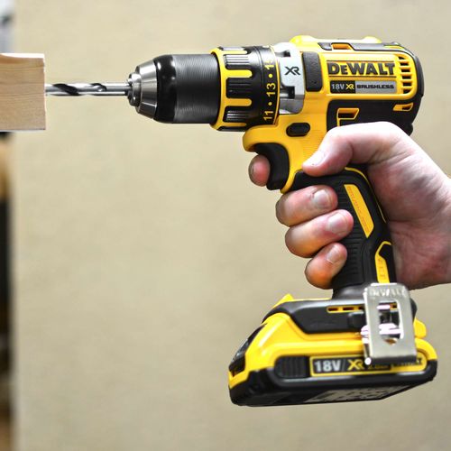 DeWalt aku bušilica - odvijač DCD790D2 2x18V 2,0Ah 60Nm - Slika 2