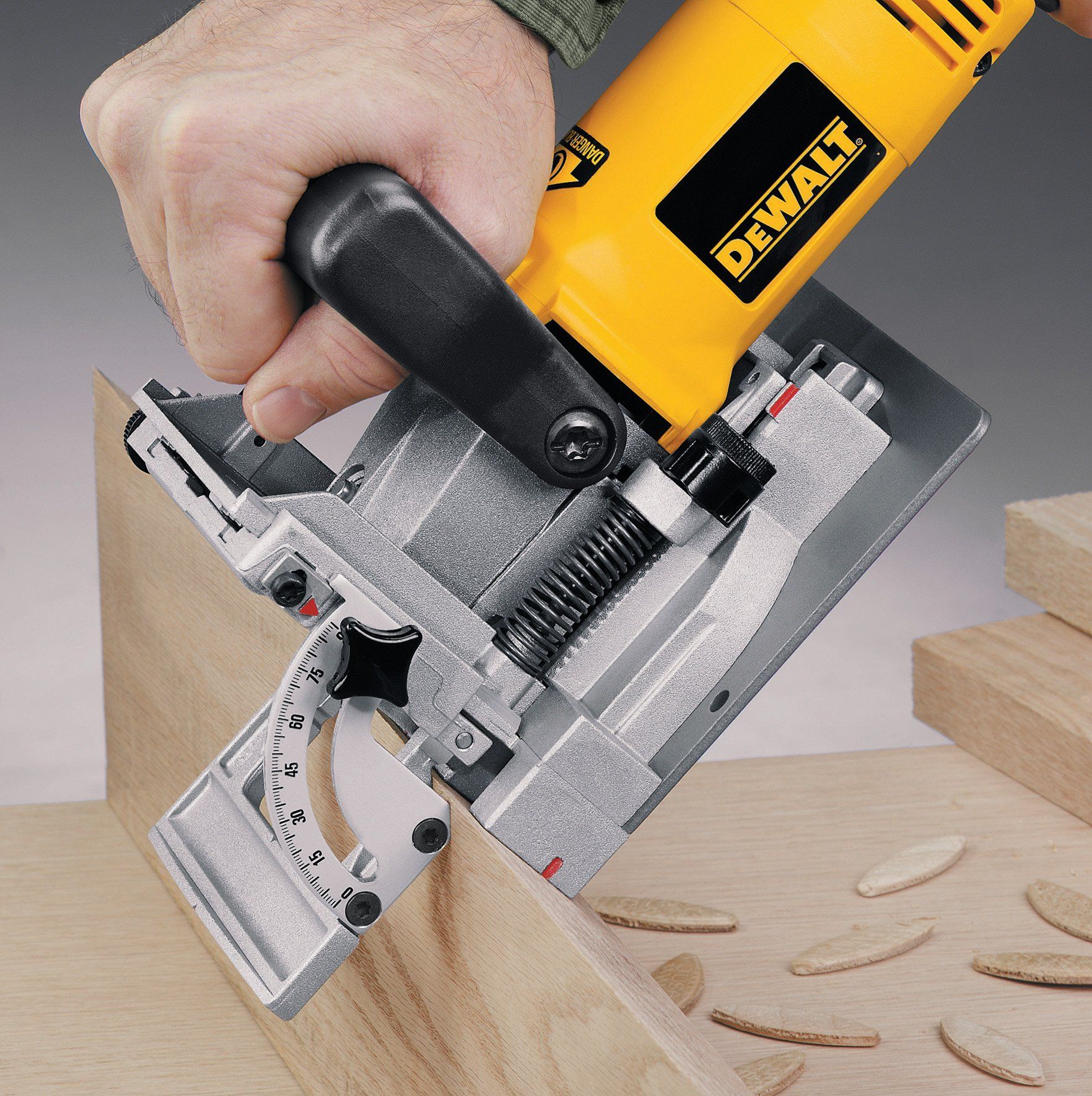 Dewalt glodalica za drvo - kekserica DW682K 600W - Slika 4
