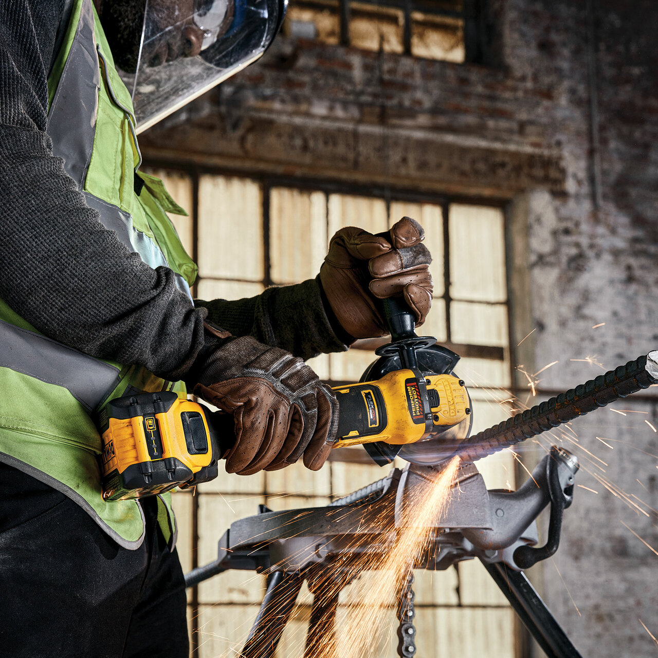 DeWalt Flexvolt aku kutna brusilica DCG409NT 18/54V - Slika 4