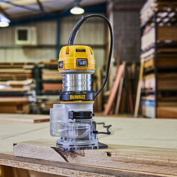 DeWalt glodalica D26200 900W 8mm