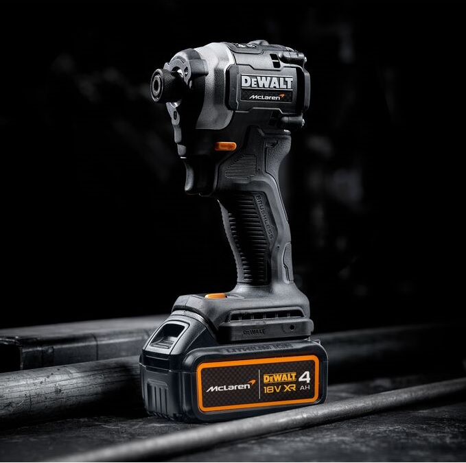 DeWalt McLaren F1 aku udarni odvijač 18V 205Nm 2×4,0Ah DCF85MM2T - Slika 2