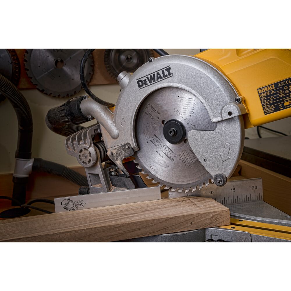 DeWalt potezna kružna pila DWS778 250mm 1850W - Slika 8